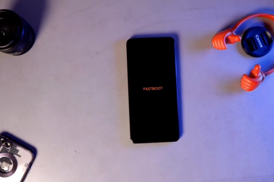 Hướng dẫn hạ cấp từ HyperOS xuống MIUI 14 chi tiết và an toàn nhất