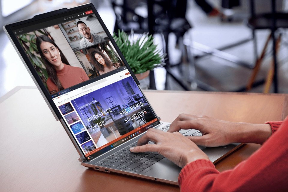 Lenovo ThinkBook Plus Gen 6 Rollable ra mắt: Laptop màn hình cuộn đột phá thay đổi cách bạn làm việc?
