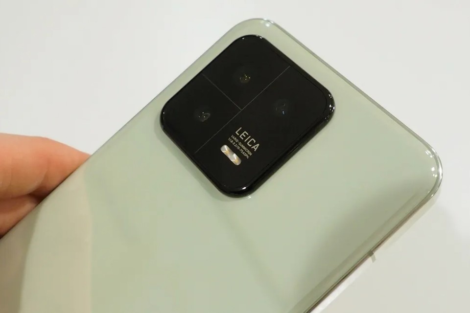 Có nên mua Xiaomi 13 cũ năm 2025: Hiệu năng flagship, giá tầm trung - Đáng tiền hay hết thời?