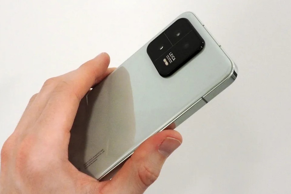 Có nên mua Xiaomi 13 cũ năm 2025: Hiệu năng flagship, giá tầm trung - Đáng tiền hay hết thời?