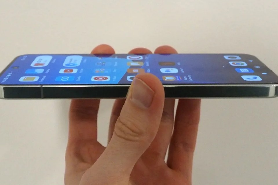 Có nên mua Xiaomi 13 cũ năm 2025: Hiệu năng flagship, giá tầm trung - Đáng tiền hay hết thời?
