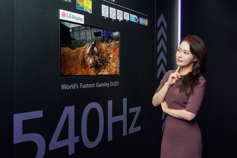 LG Display ra mắt tấm nền màn hình OLED 720Hz, khẳng định vị thế "vua" màn hình gaming