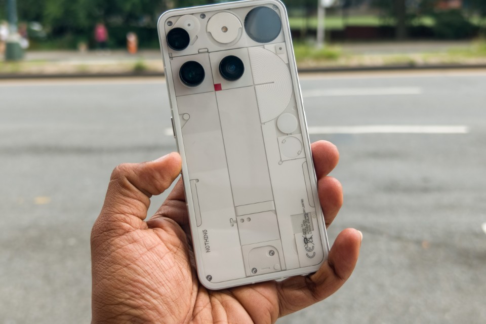 Có nên mua Nothing Phone (3): Kỳ vọng cao cấp vủa một kẻ khác biệt - Phân tích chi tiết