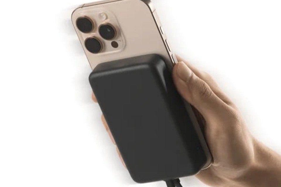 Xiaomi ra mắt sạc dự phòng MagSafe dung lượng lớn, giá rẻ: "Phụ kiện" đáng sắm cho iPhone?