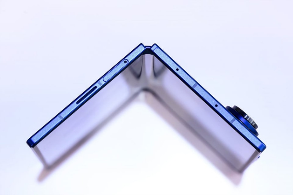 Galaxy Z Fold 7: Độ bền bản lề khủng gấp đôi thế hệ trước - Sống khỏe sau nửa triệu lần gập