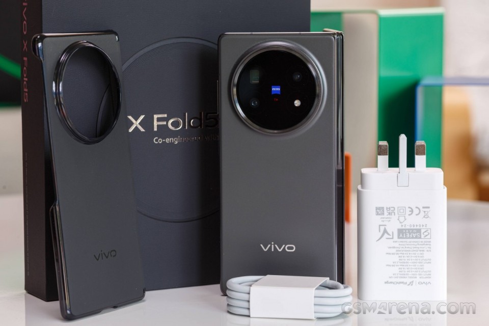 Đánh giá Vivo X Fold5: Màn hình không nếp gấp, camera Zeiss đỉnh cao, đối thủ đáng gờm của Galaxy Z Fold!