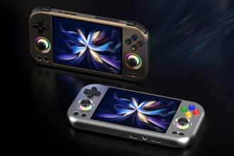 Anbernic RG 477M: Máy chơi game cầm tay Android cấu hình khủng, chip Dimensity 8300, màn 120Hz