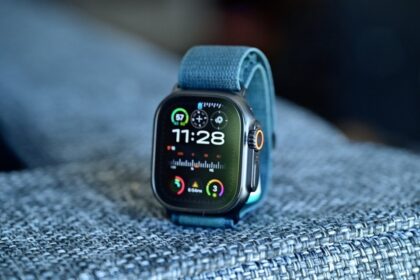 Lộ diện Apple Watch Ultra 3: Màn hình lớn hơn, sáng hơn và những nâng cấp đáng giá