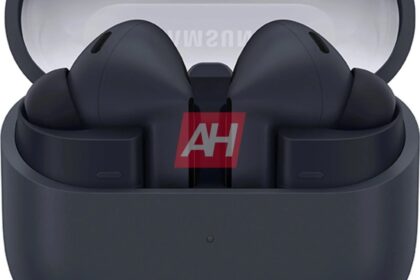 Rò rỉ hình ảnh thực tế Galaxy Buds 3 FE: Lộ diện thiết kế mới và màu Đen mờ đầy cuốn hút
