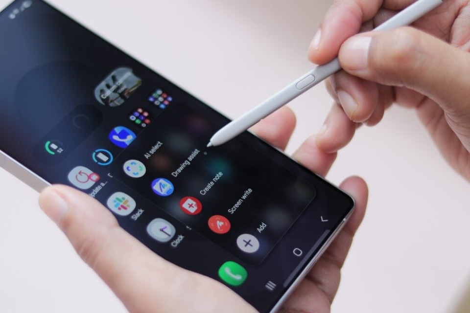 Galaxy S25 Ultra Thống Trị: Doanh Số Bán Hàng Vượt Xa Mọi Mẫu Smartphone Ultra Khác