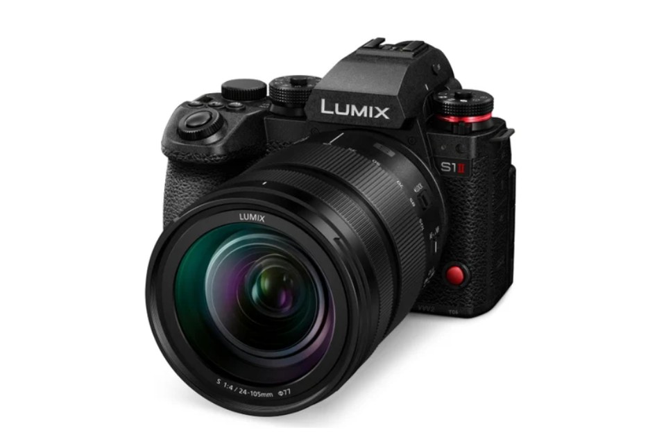 Panasonic ra mắt Lumix S1II & S1IIE: Cú Hích cho Nhiếp Ảnh Gia và Nhà Sáng Tạo