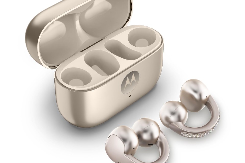 Moto Buds Loop chuẩn bị ra mắt tại Ấn Độ: Tai nghe không dây cao cấp hợp tác cùng Bose, giá bao nhiêu?