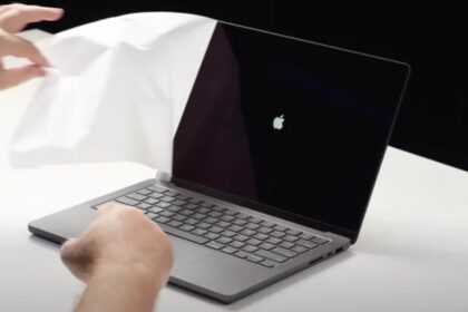 Rò rỉ: MacBook Pro 2026 sẽ có màn hình OLED và Dynamic Island giống iPhone?