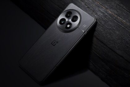 Rò rỉ OnePlus 15: Thiết kế camera tròn bị loại bỏ, thay bằng cụm vuông?