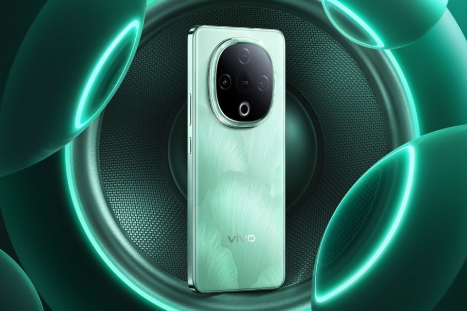 Vivo Y500 ra mắt: Pin khủng 8200mAh, đập tan mọi đối thủ - Sức mạnh bền bỉ nằm trong tay bạn!