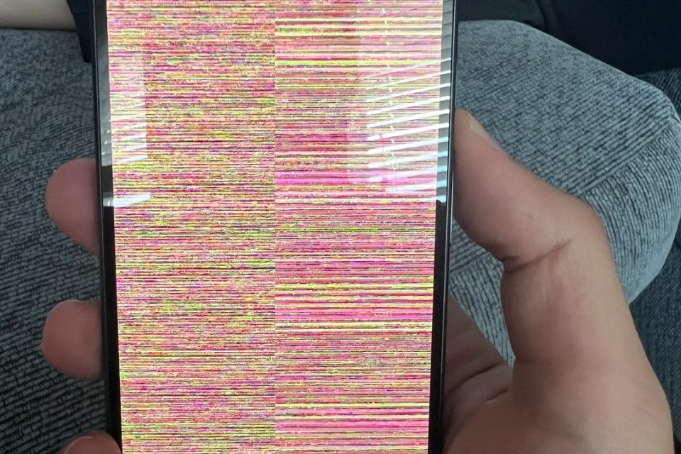Lỗi màn hình Google Pixel 10 Pro: "Cơn ác mộng" trở lại và cách xử lý
