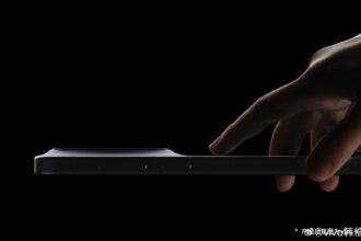 Rò rỉ Vivo X300: Lộ diện thiết kế siêu mỏng, viền màn hình "vô cực" thách thức cả iPhone 16 Pro
